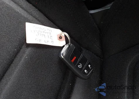 2021 Jeep Renegade Latitude 4X4 z USA, uszkodzony, nr VIN ZACNJDBB9MPN20302